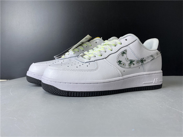 NK Air Force 1 Low Daisy  CW5859-100