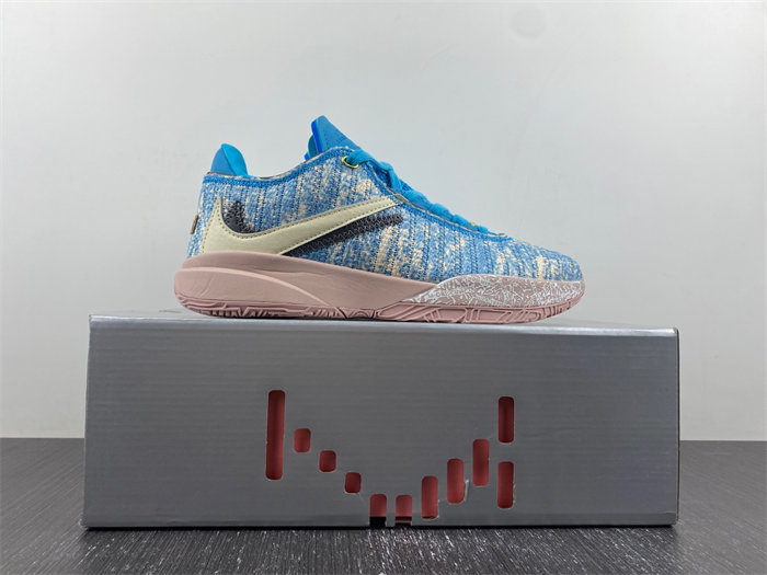 NK LeBron 20 All-Star DV1193-400 detail 4