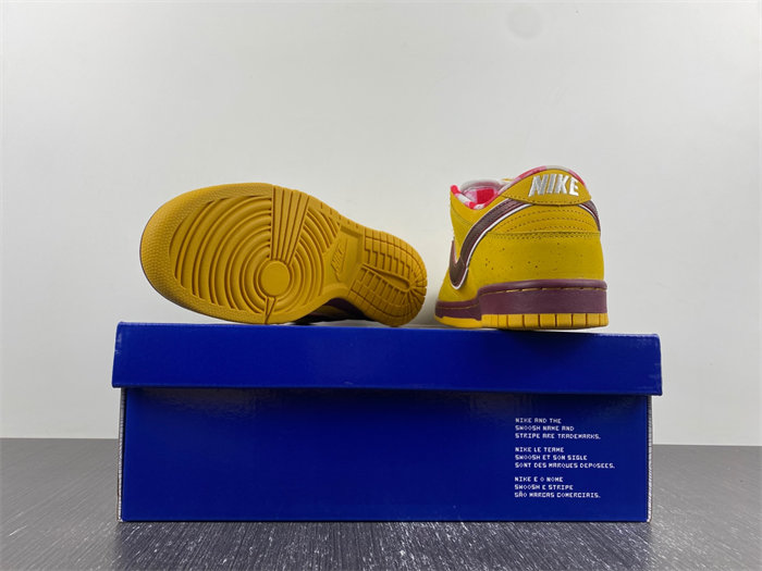 NK SB Dunk Low Yellow Lobster 313170-137566 detail 3
