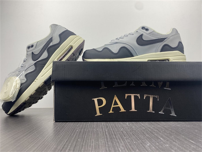NK Air Max 1 DH1348-002 detail 2