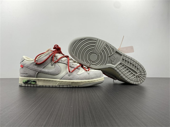 NK Dunk Low OW Lot 33 DJ0950-118 detail 3