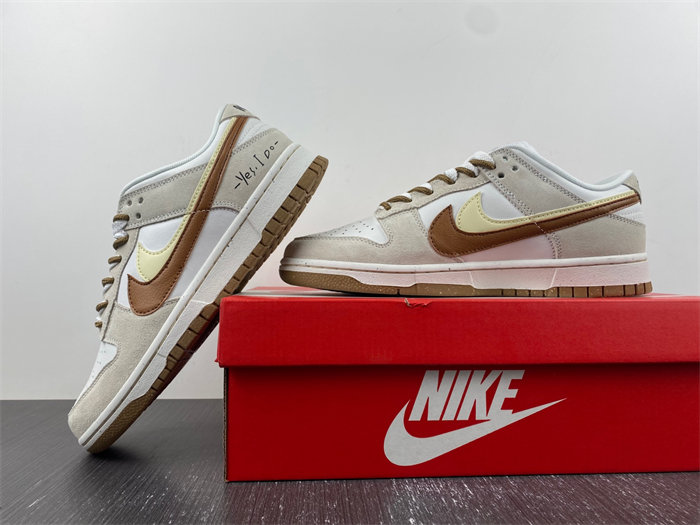 NK Dunk Low DO9457-100 detail 2