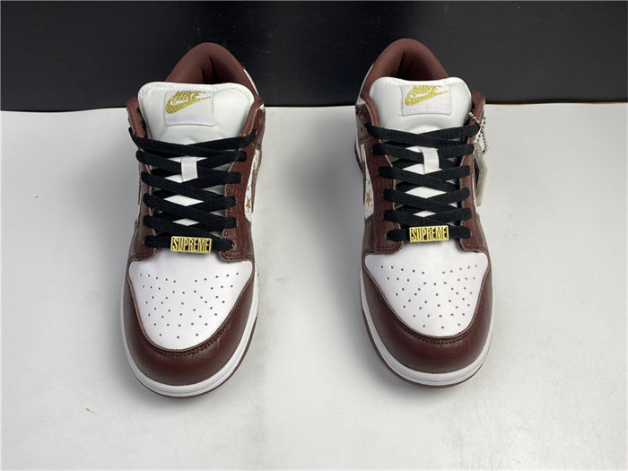 NK SB Dunk Low Supreme Stars Barkroot Brown DH3228-103 detail 4