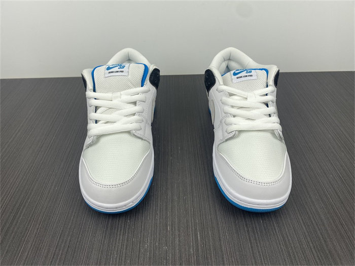 NK SB Dunk Low Laser Blue BQ6817-101 detail 4