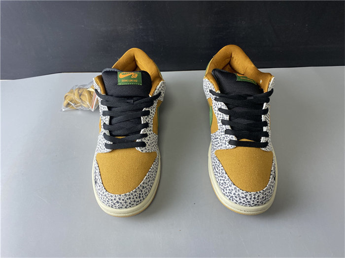 NK SB Dunk Low Safari CD2563-002 detail 4