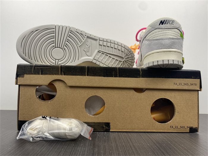 NK Dunk Low OW Lot 17 DJ0950-117 detail 6