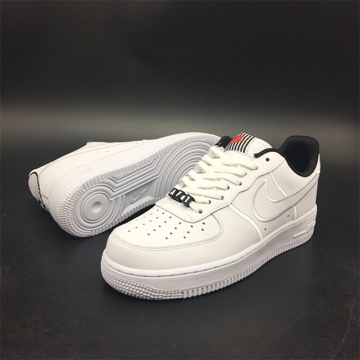 NK Air Force 1 Low Valentine's Day AJ0867-100 detail 3