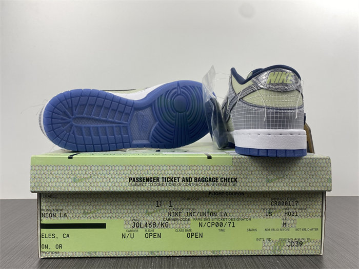 NK Dunk Low Union Passport Pack Pistachio DJ9649-401 detail 5