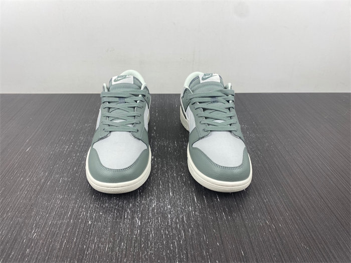 NK Dunk Low Mica Green DV7212-300 detail 6