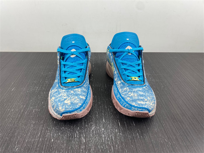 NK LeBron 20 All-Star DV1193-400 detail 6