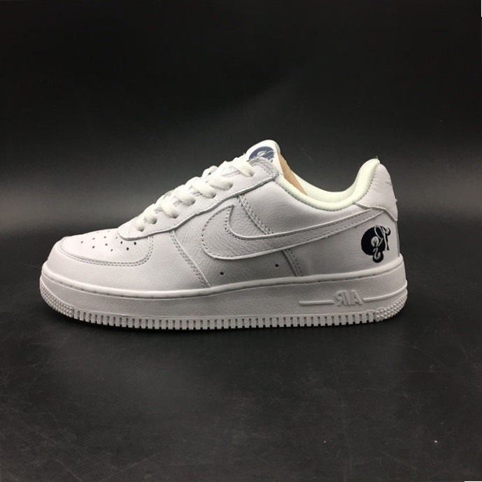 NK Air Force 1 Low Roc-A-Fella AO1070-101