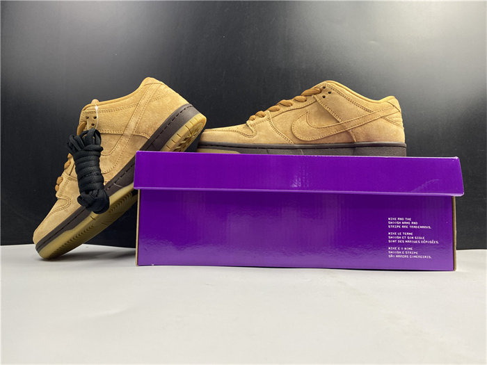 NK SB Dunk Low Wheat BQ6817-204 detail 2