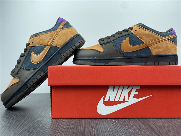 NK Dunk Low Cider DH0601-001 detail 2