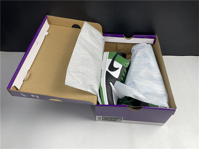 NK SB Dunk Low Classic Green BQ6817-302 detail 7