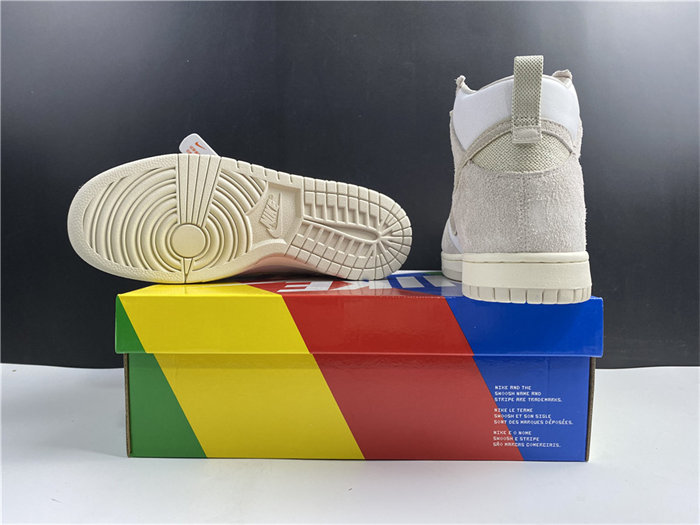 NK Dunk High Notre Light Orewood Brown CW3092 100 detail 6
