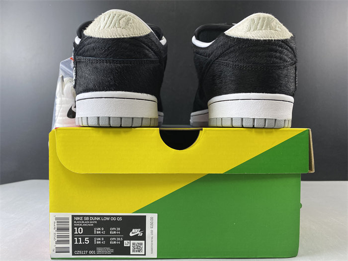 NK SB Dunk Low Medicom Toy CZ5127 001 detail 5