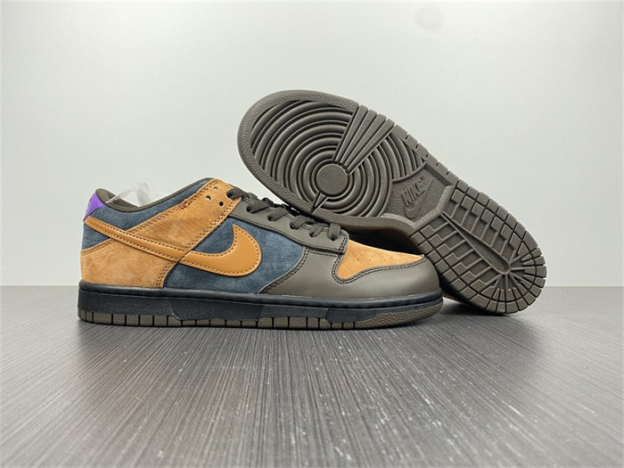 NK Dunk Low Cider DH0601-001 detail 3
