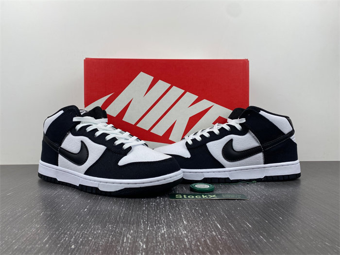 NK Dunk Mid Panda DV0830-102
