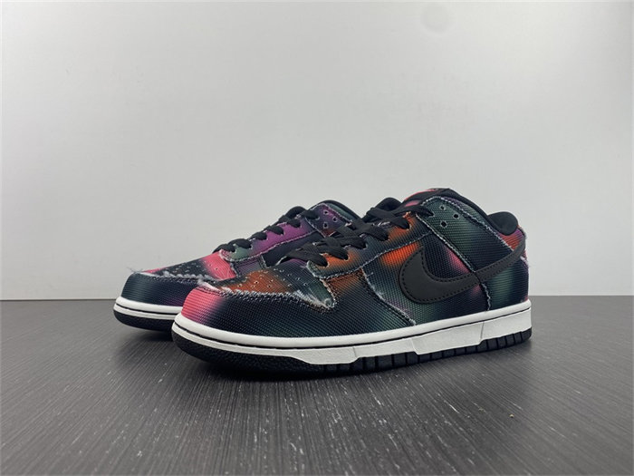 NK Dunk Low Graffiti Pink DM0108-002