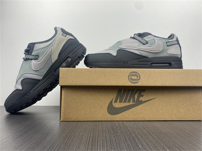 NK Air Max 1 DO9392-001 detail 2