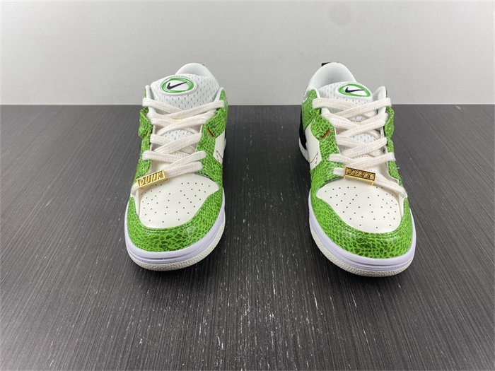 NK Dunk Low Disrupt 2 Just Do It Snakeskin Green DV1491-101 detail 4