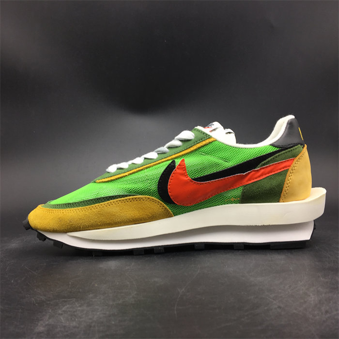 NK LD Waffle sacai Green Multi BV0073-300