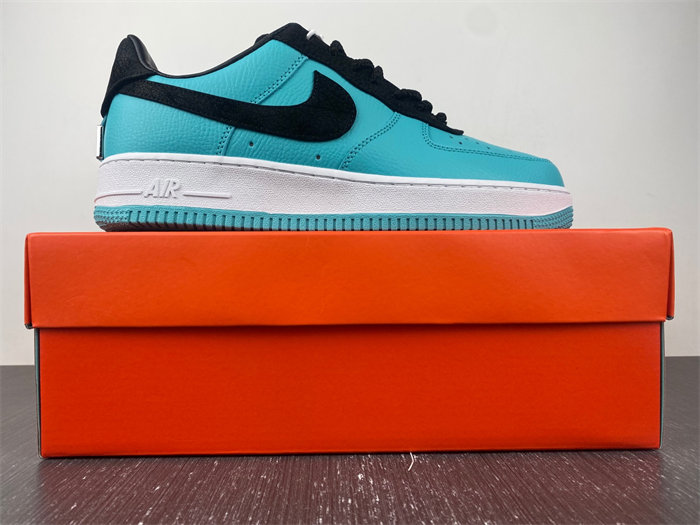 NK Air Force 1 Low Tiffany & Co. 1837 DZ1382-002 detail 6