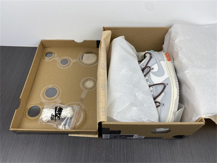 NK Dunk Low OW Lot 46 DM1602-102 detail 7