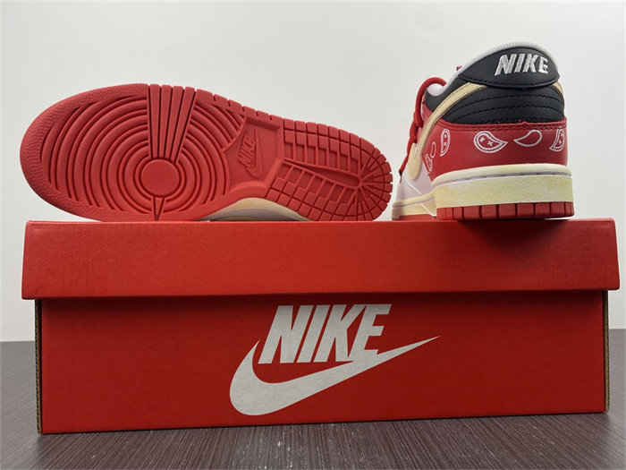 NK SB Dunk Low UNIVERSITY RED DD1391-600 detail 6