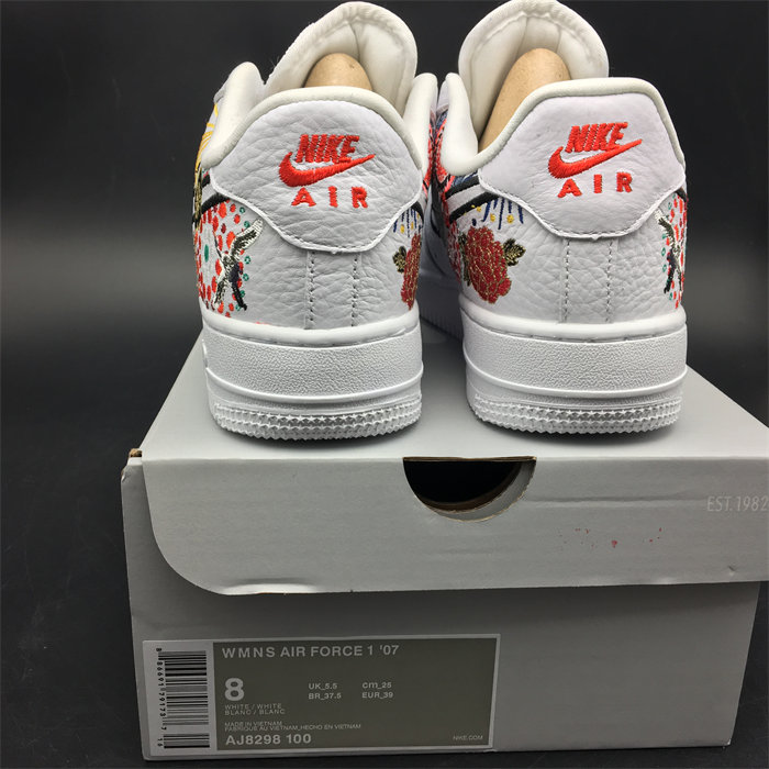 NK Air Force 1 Low Lunar New Year AJ8298-100 detail 5