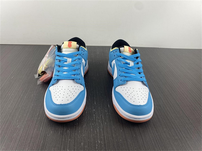 NK Dunk Low Kyrie Irving Baltic Blue DN4179-400 detail 4