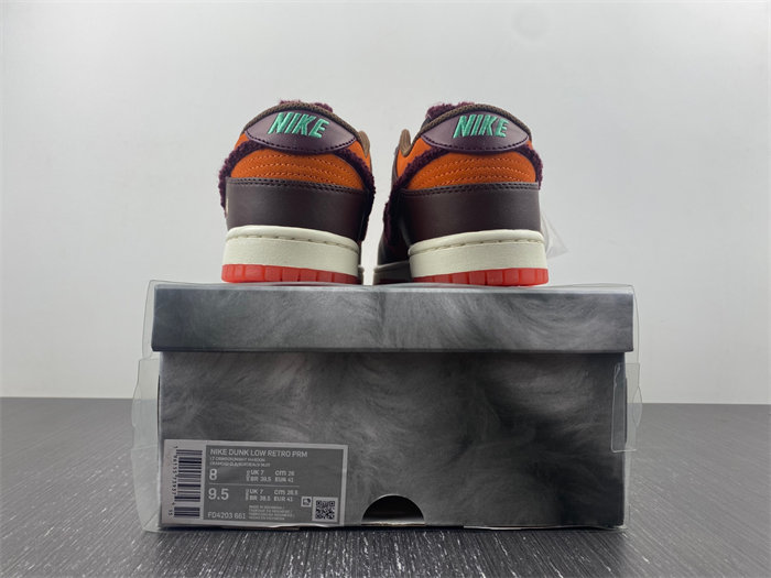 NK Dunk Low Retro PRM Year of the Rabbit Light Crimson FD4203-661 detail 5