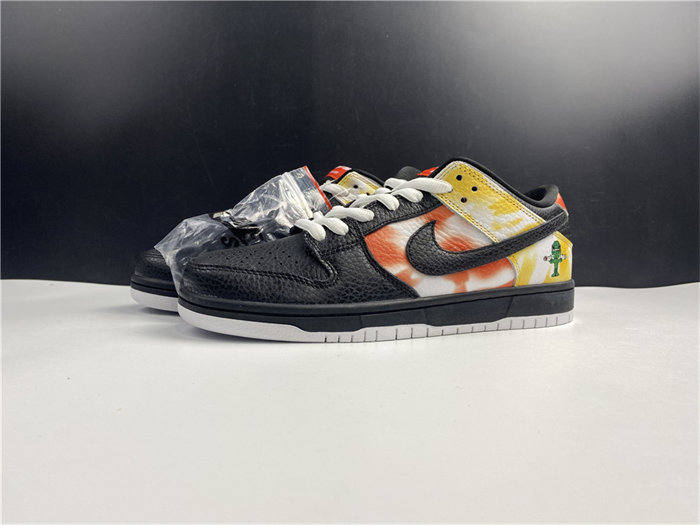 NK SB Dunk Low Raygun Tie-Dye Black BQ6832-001