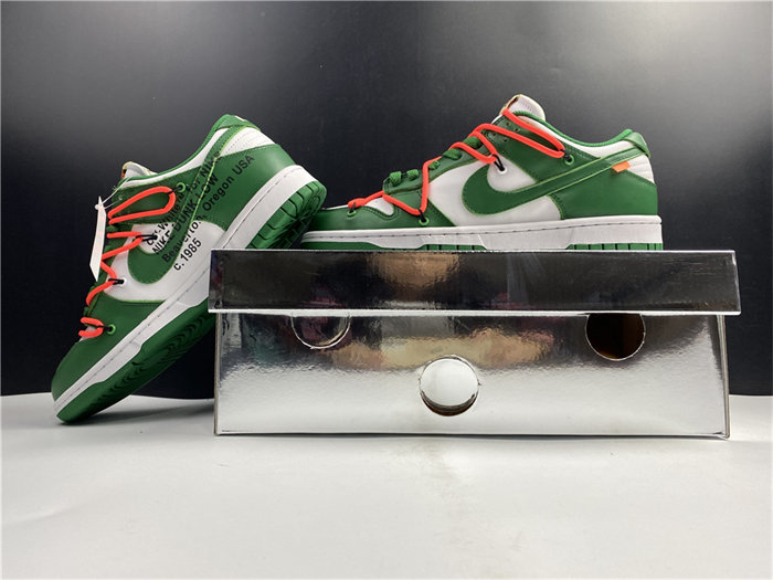 OW x NK Dunk Low CT0856-100 detail 2