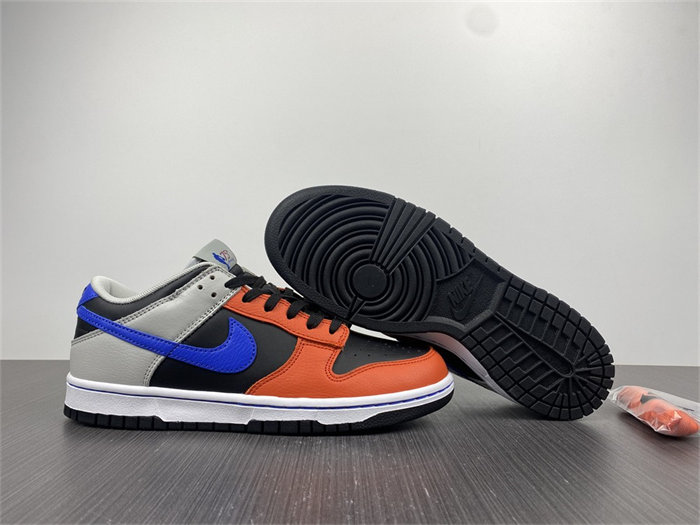 NK Dunk Low EMB NBA 75th Anniversary Knicks DD3363-002 detail 3