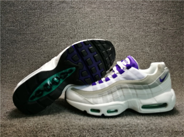 NK Air Max 95 Grape 307960-101 detail 2