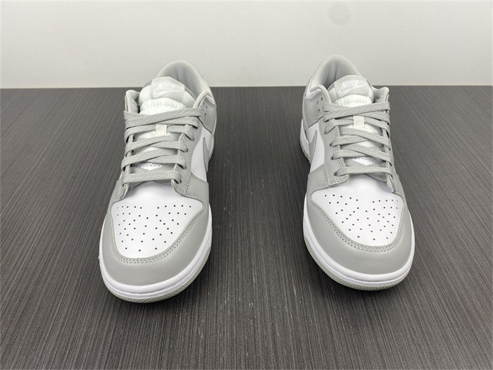 NK Dunk Low Grey Fog DD1391-103 detail 4
