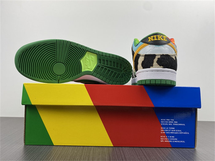 NK SB Dunk Low Ben & Jerry's Chunky Dunky CU3244-100 detail 6
