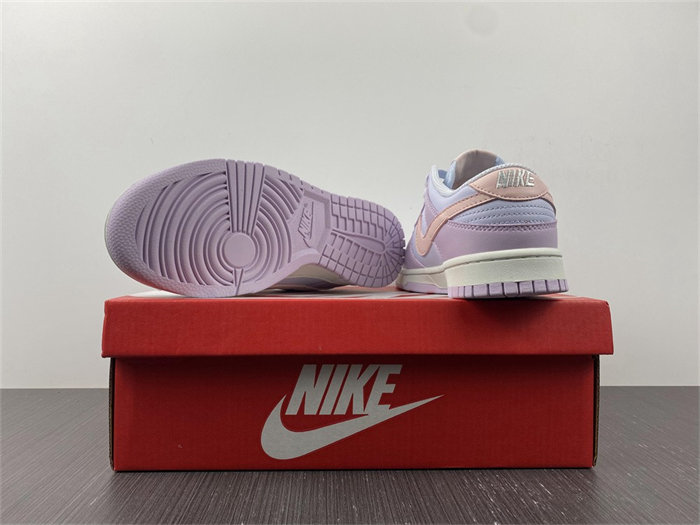 NK Dunk Low Easter DO1503 001 detail 6