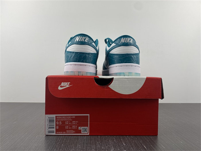 NK Dunk Low Ocean DV3029-100 detail 5