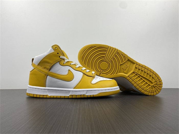 NK Dunk High Dark Sulfur DD1869-106 detail 3