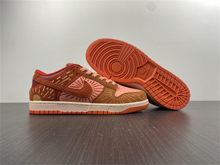 NK Dunk Low NH Winter Solstice DO6723-800 detail 3