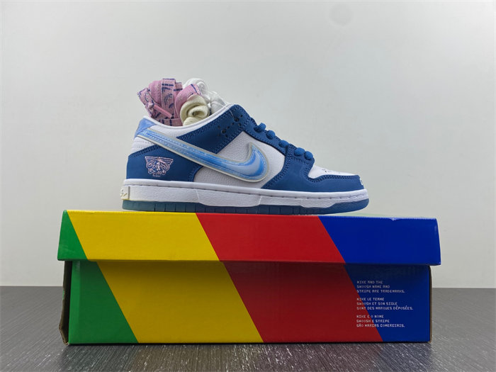 NK SB Dunk Low Born x Raised One Block At A Time FN7819-400 detail 5