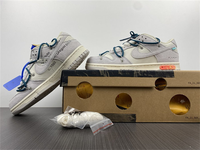NK Dunk Low OW Lot 16 DJ0950-111 detail 2