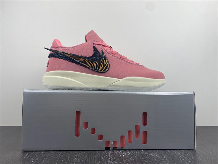 NK LeBron 20 South Beast DQ3827-900 detail 4