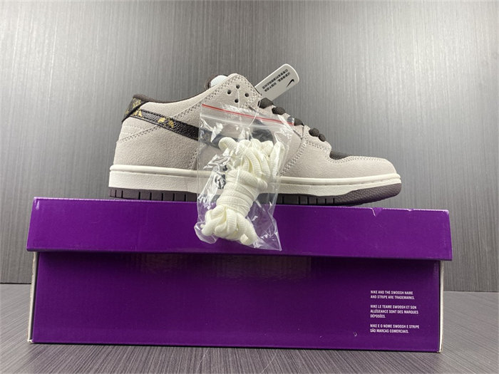 NK SB Dunk Low Loon bQ6817 020 detail 7