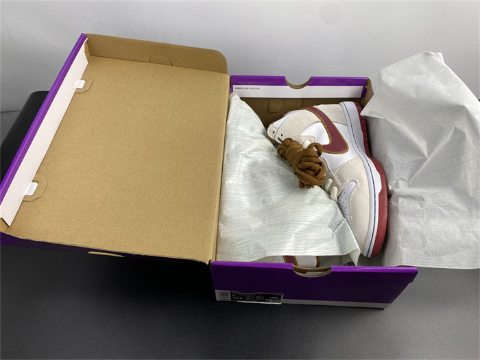 NK SB Dunk High Sail Bright Crimson CV9499-100 detail 7