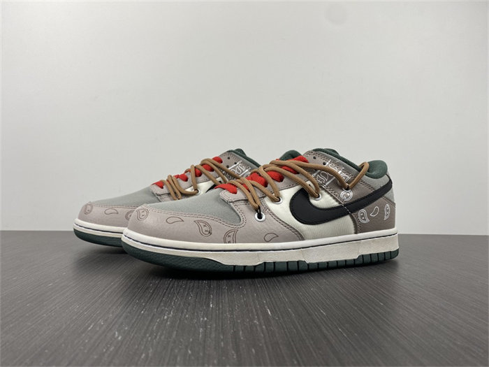 NK Dunk Low RETRO DH0957-100