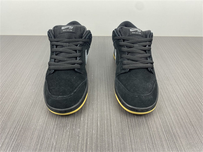 NK SB Dunk Low Fog BO6817-010 detail 4