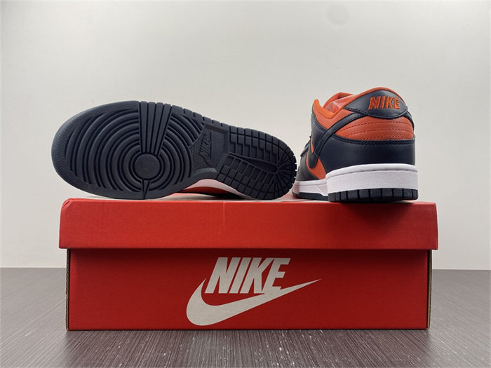 NK Dunk Low SP Champ Colors University Orange Marine CU1727-800 detail 6